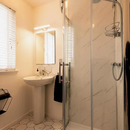 2 Millcroft Road * Glenridding
