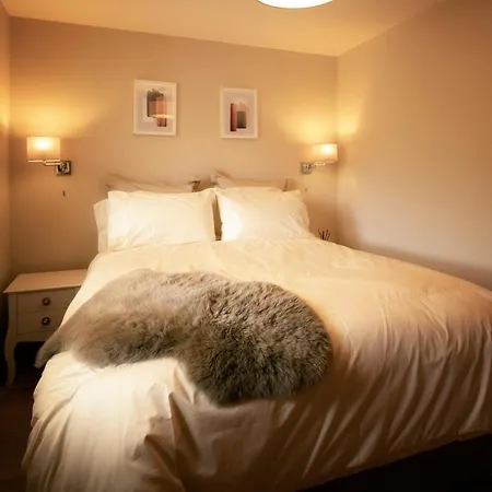 2 Millcroft Road Holiday home *